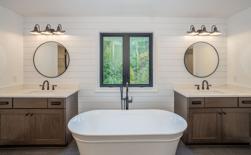 Contemporary Soaking Tub